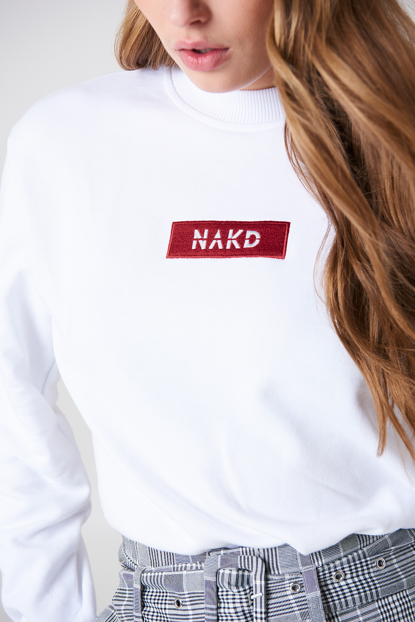 nakd logo sweater